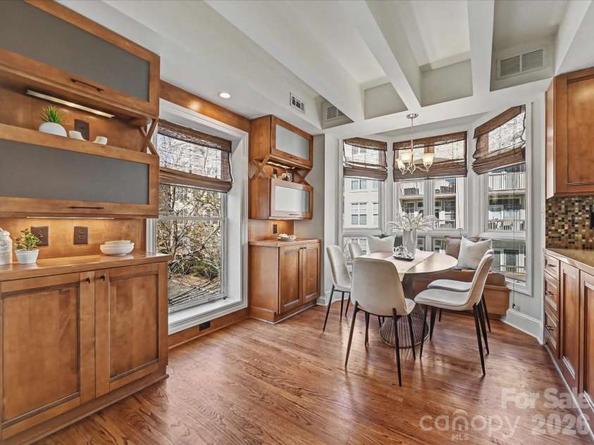 328 6th Street, Charlotte, NC 28202.  MLS# CAR4359361, YatesRealty ID 6635. 
