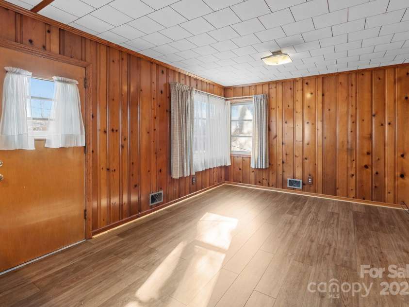 700 Snuggs Street, Albemarle, NC 28001.  MLS# CAR4212632, YatesRealty ID 6636. Den Area