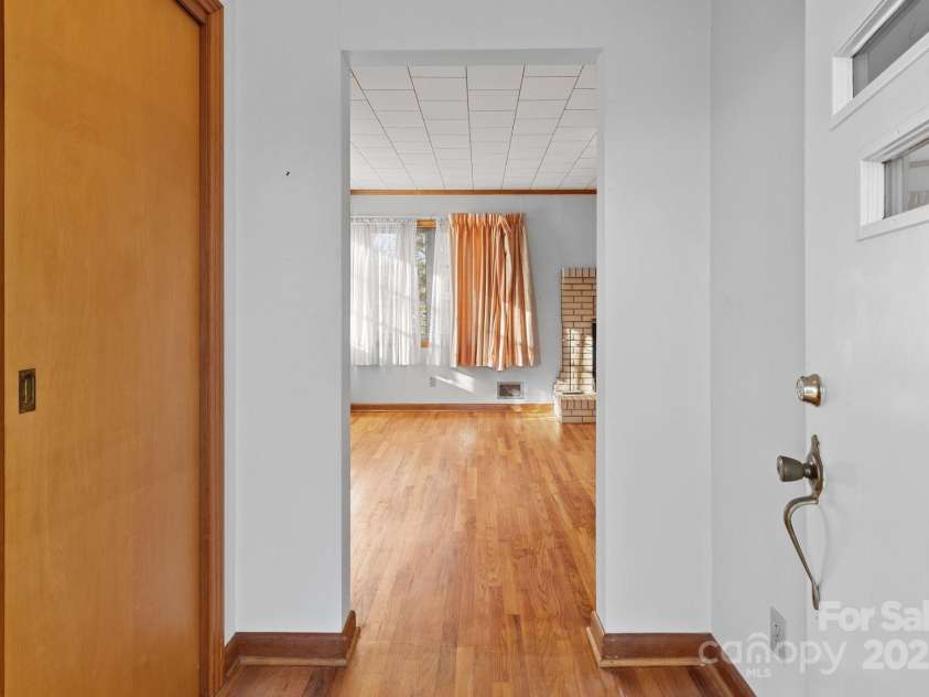 700 Snuggs Street, Albemarle, NC 28001.  MLS# CAR4212632, YatesRealty ID 6636. Foyer