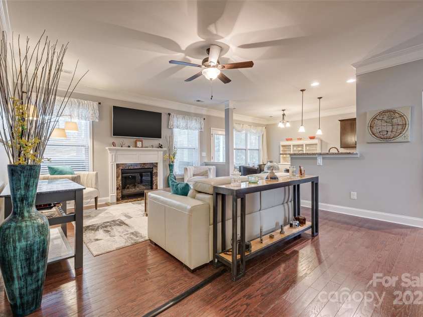 10728 Bere Island Drive, Charlotte, NC 28278.  MLS# CAR4241431, YatesRealty ID 6637. 