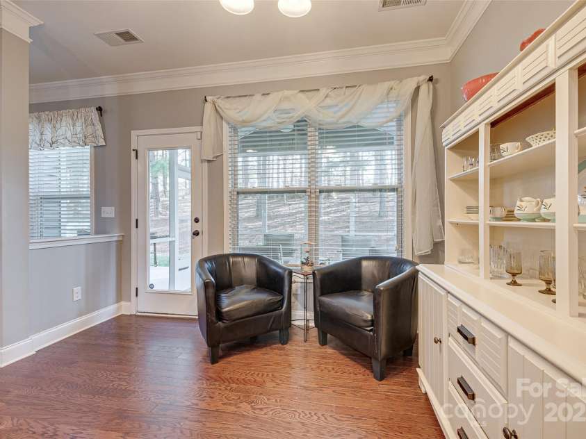 10728 Bere Island Drive, Charlotte, NC 28278.  MLS# CAR4241431, YatesRealty ID 6637. 