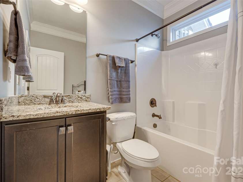 10728 Bere Island Drive, Charlotte, NC 28278.  MLS# CAR4241431, YatesRealty ID 6637. 