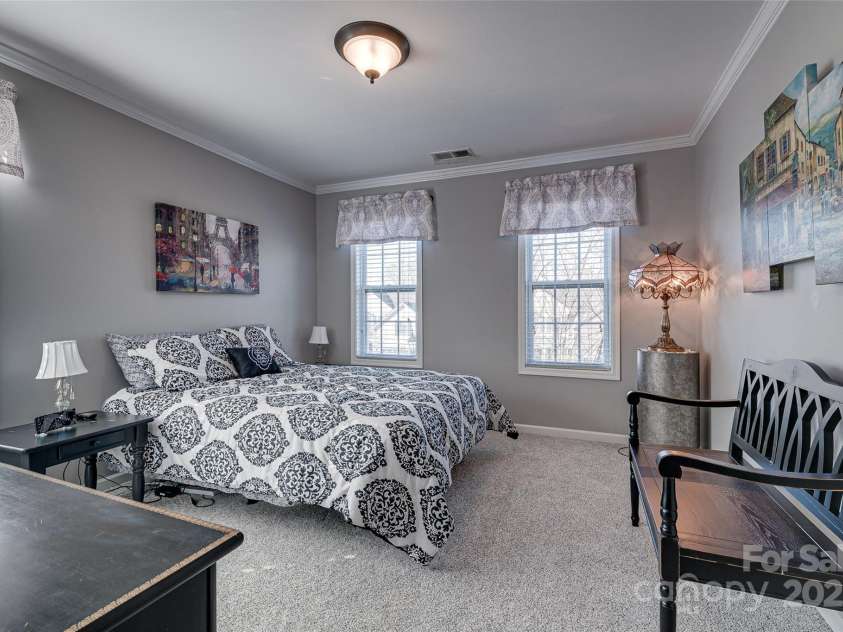 10728 Bere Island Drive, Charlotte, NC 28278.  MLS# CAR4241431, YatesRealty ID 6637. 
