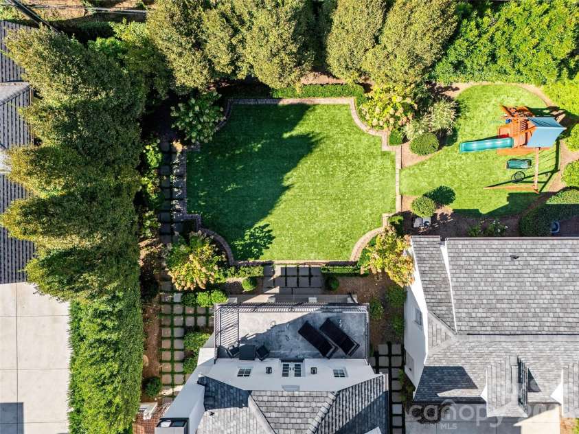 1438 Queens Road, Charlotte, NC 28207.  MLS# CAR4345945, YatesRealty ID 6637. Aerial Rear Yard