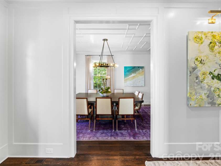 1438 Queens Road, Charlotte, NC 28207.  MLS# CAR4345945, YatesRealty ID 6637. Dining Room