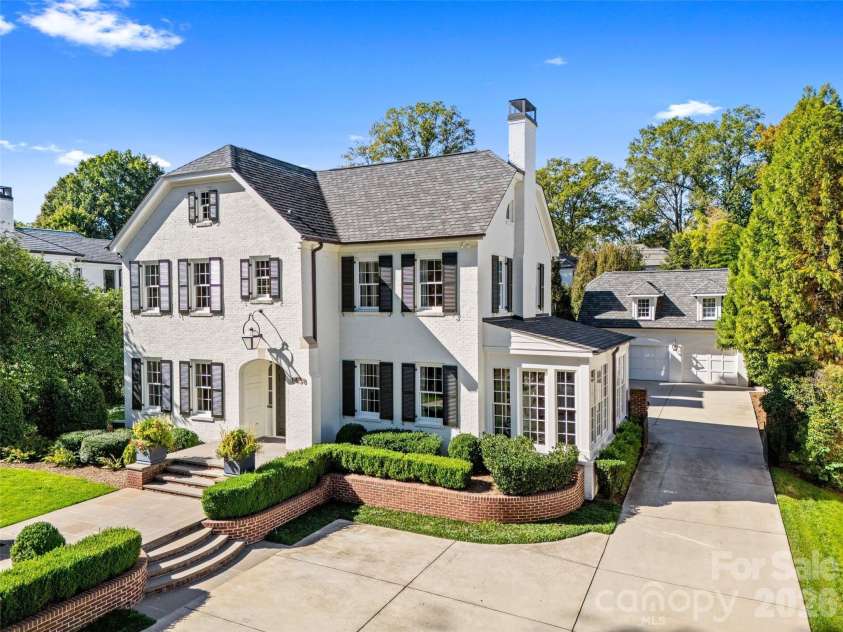 1438 Queens Road, Charlotte, NC 28207.  MLS# CAR4345945, YatesRealty ID 6637. Front Exterior