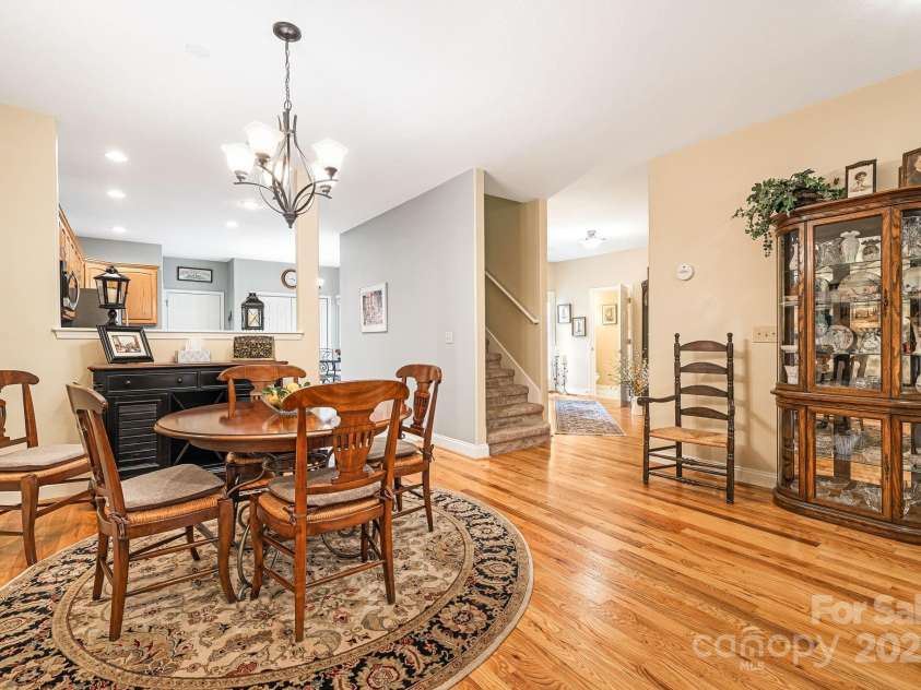 15 Holiday Drive, Arden, NC 28704.  MLS# CAR4247289, YatesRealty ID 6638. 