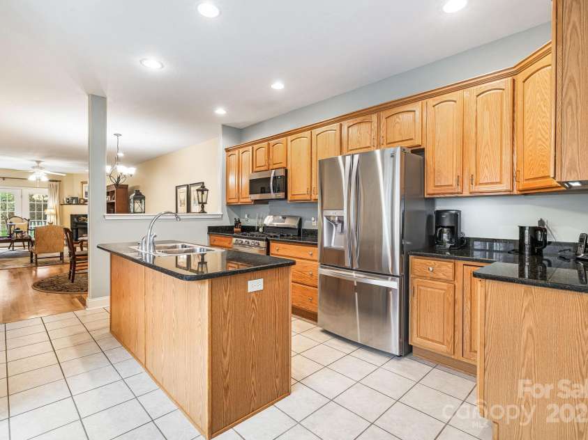 15 Holiday Drive, Arden, NC 28704.  MLS# CAR4247289, YatesRealty ID 6638. 