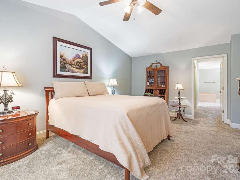 15 Holiday Drive, Arden, NC 28704.  MLS# CAR4247289, YatesRealty ID 6638. 