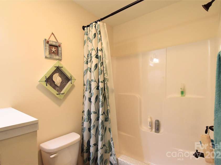 101 Monmouth Way, Candler, NC 28715.  MLS# CAR4225788, YatesRealty ID 6639. 