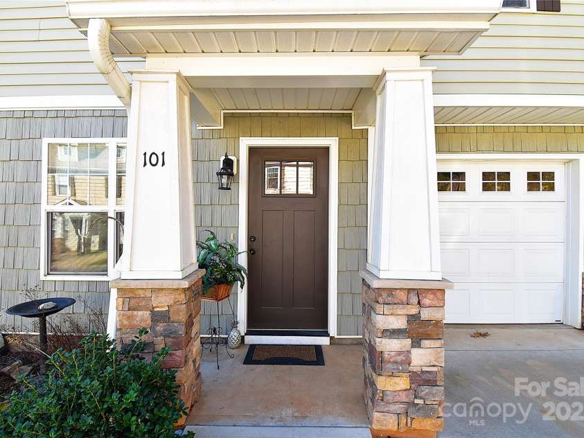 101 Monmouth Way, Candler, NC 28715.  MLS# CAR4225788, YatesRealty ID 6639. 
