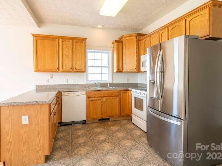 3872 US 64 Highway, Rutherfordton, NC 28139.  MLS# CAR4209156, YatesRealty ID 664. 