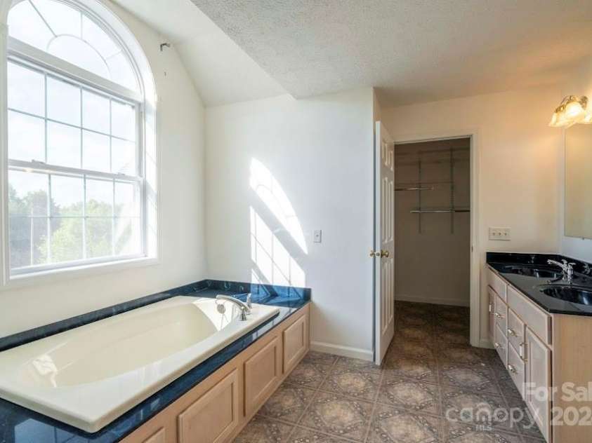 3872 US 64 Highway, Rutherfordton, NC 28139.  MLS# CAR4209156, YatesRealty ID 664. 