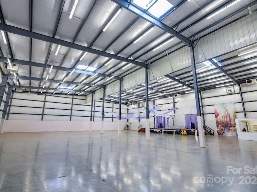 3872 US 64 Highway, Rutherfordton, NC 28139.  MLS# CAR4209156, YatesRealty ID 664. 