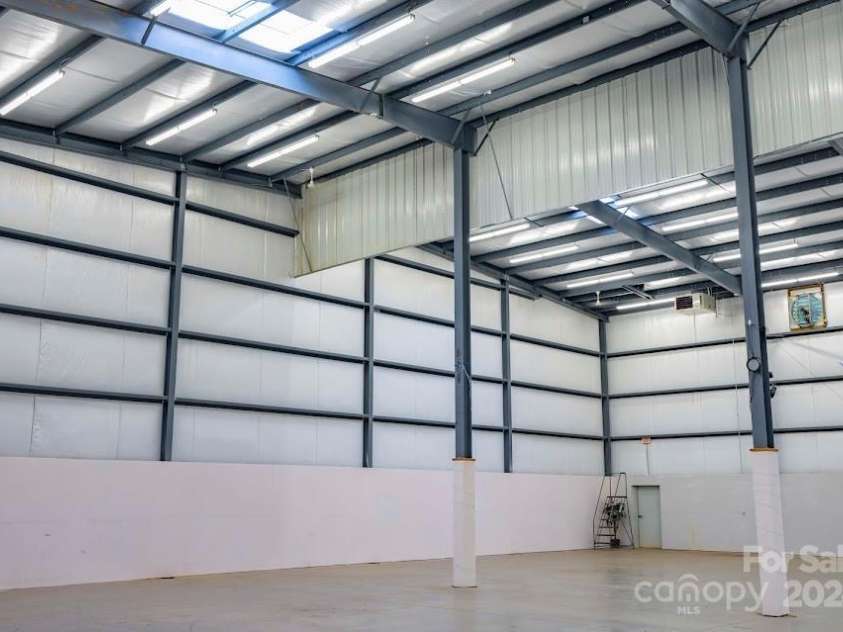 3872 US 64 Highway, Rutherfordton, NC 28139.  MLS# CAR4209156, YatesRealty ID 664. 