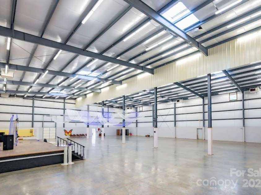 3872 US 64 Highway, Rutherfordton, NC 28139.  MLS# CAR4209156, YatesRealty ID 664. 