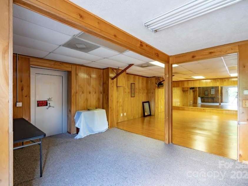 3872 US 64 Highway, Rutherfordton, NC 28139.  MLS# CAR4209156, YatesRealty ID 664. 