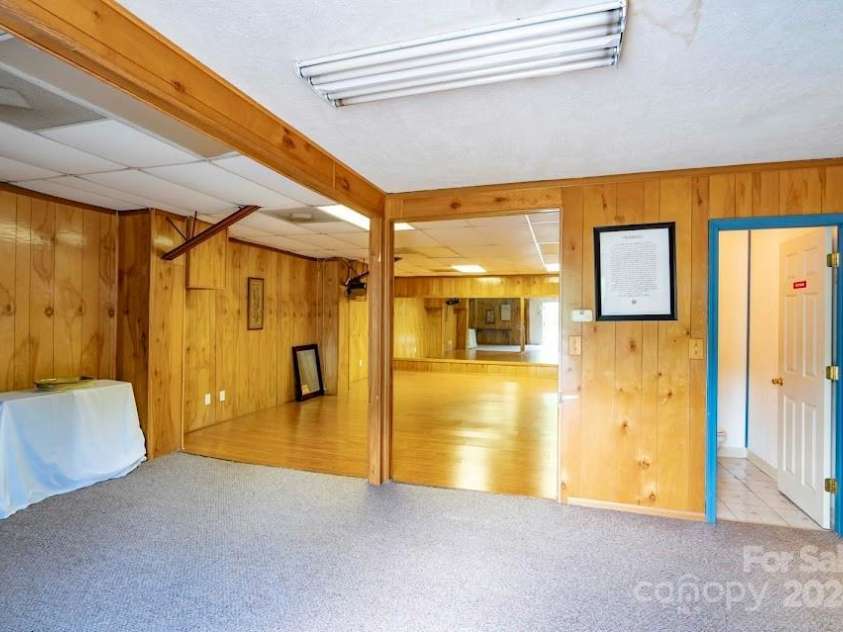 3872 US 64 Highway, Rutherfordton, NC 28139.  MLS# CAR4209156, YatesRealty ID 664. 