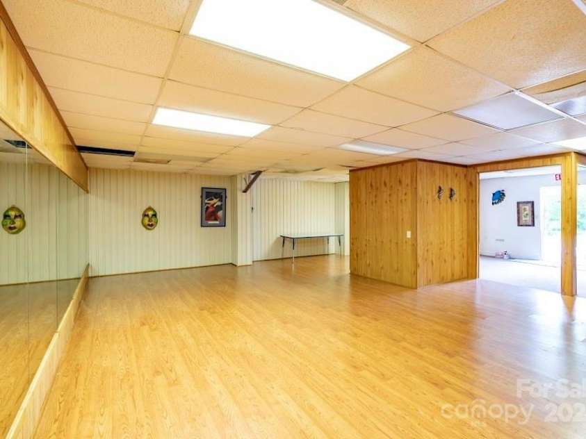 3872 US 64 Highway, Rutherfordton, NC 28139.  MLS# CAR4209156, YatesRealty ID 664. 