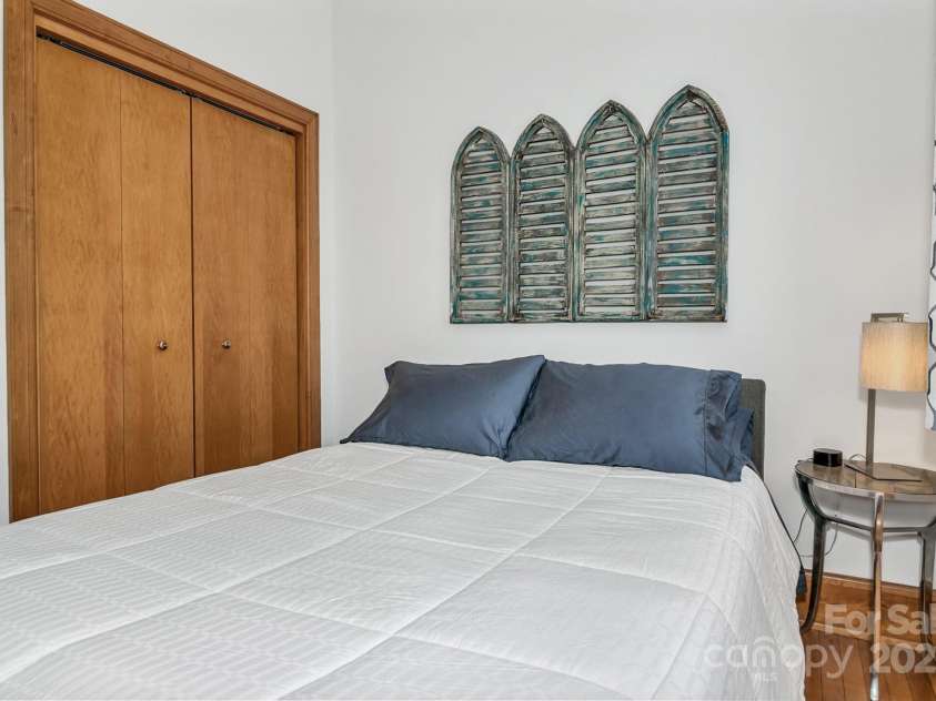 59 College Street, Asheville, NC 28801.  MLS# CAR4306677, YatesRealty ID 664. 