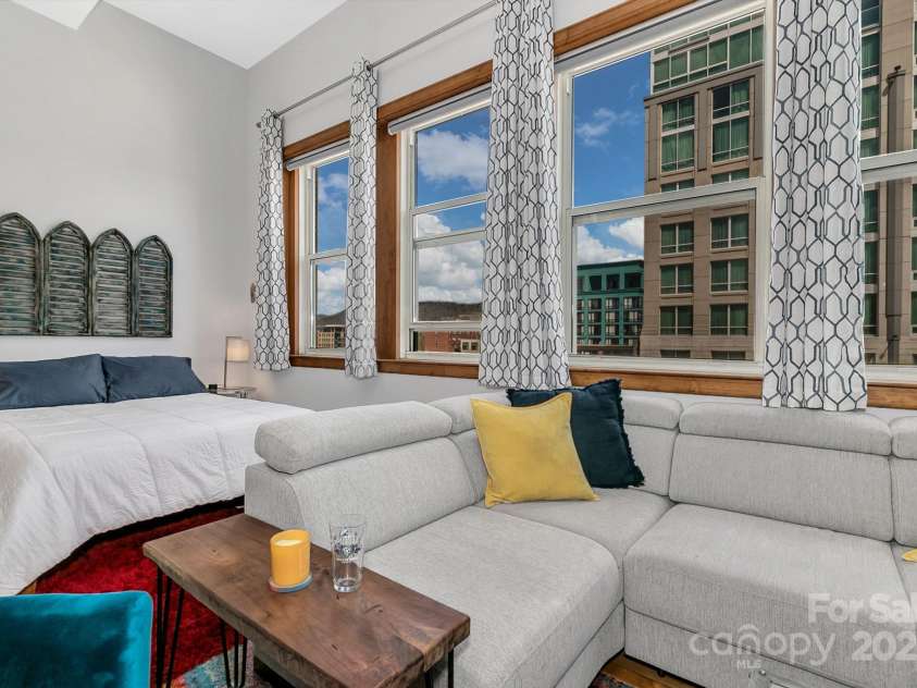 59 College Street, Asheville, NC 28801.  MLS# CAR4306677, YatesRealty ID 664. 