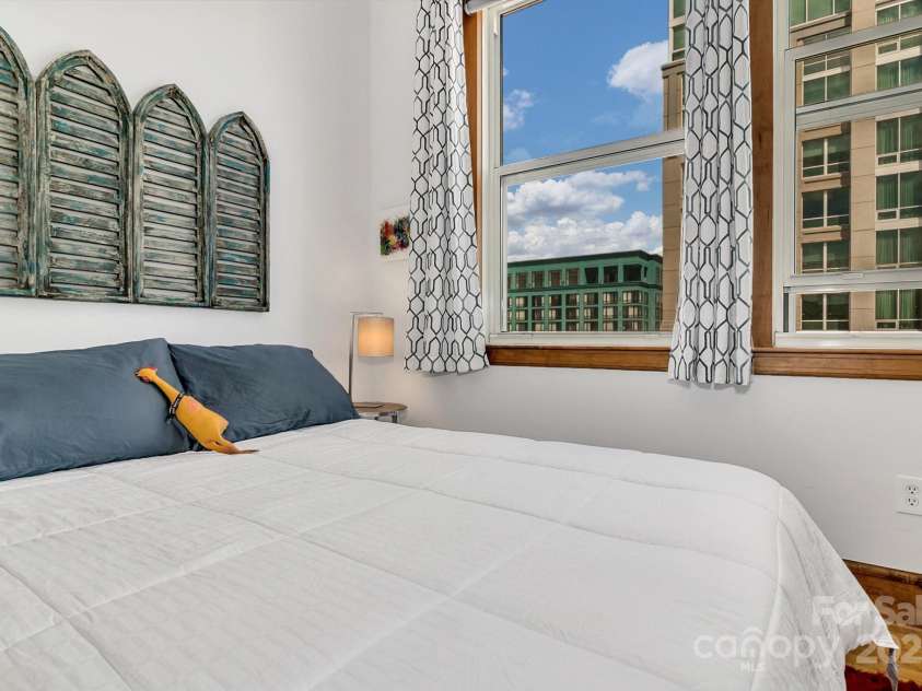 59 College Street, Asheville, NC 28801.  MLS# CAR4306677, YatesRealty ID 664. 