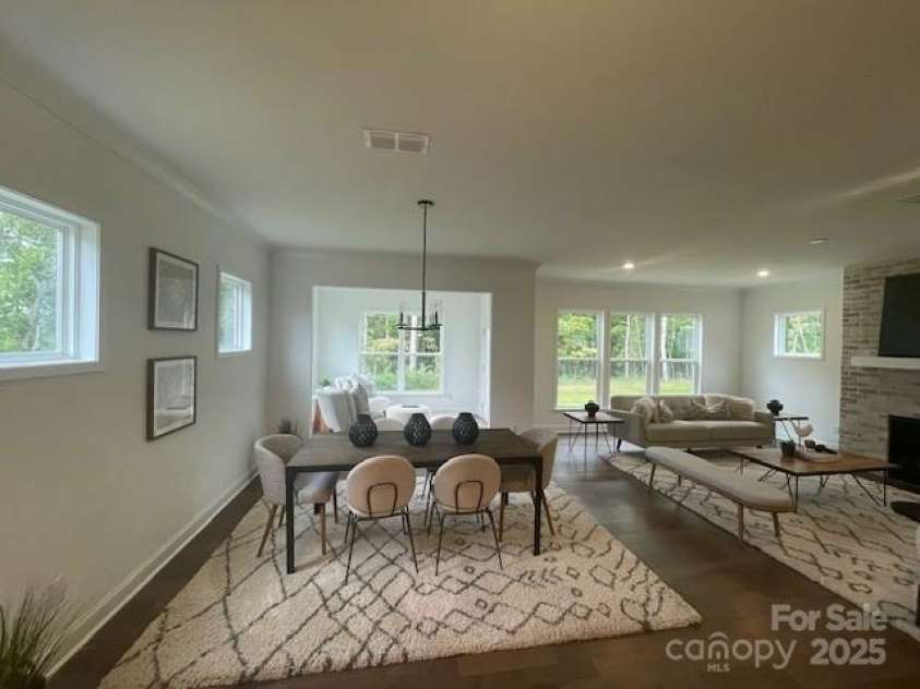 1055 Kinship Drive, Lancaster, SC 29720.  MLS# CAR4227623, YatesRealty ID 6641. Everyday Dining