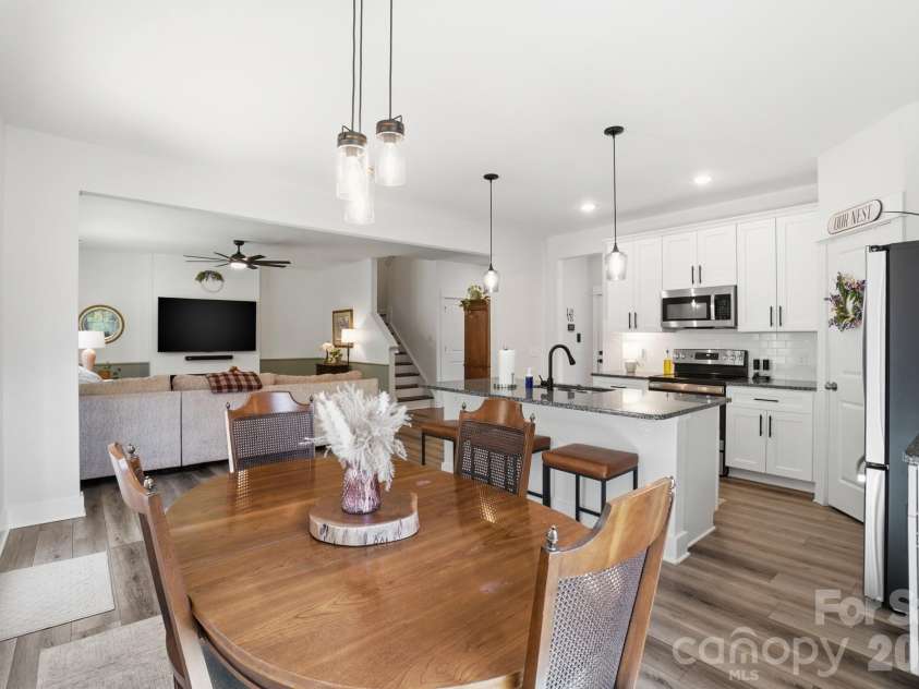 340 Heritage Place, Mooresville, NC 28115.  MLS# CAR4361386, YatesRealty ID 6641. 
