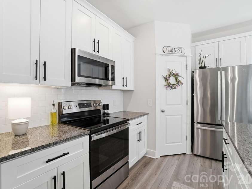 340 Heritage Place, Mooresville, NC 28115.  MLS# CAR4361386, YatesRealty ID 6641. 