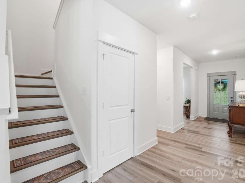 340 Heritage Place, Mooresville, NC 28115.  MLS# CAR4361386, YatesRealty ID 6641. 