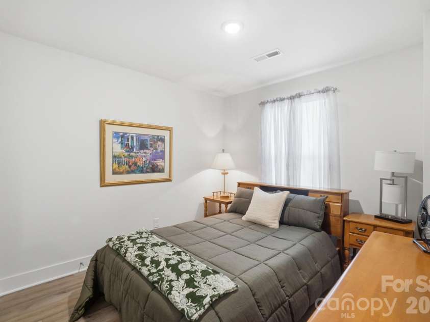 340 Heritage Place, Mooresville, NC 28115.  MLS# CAR4361386, YatesRealty ID 6641. 
