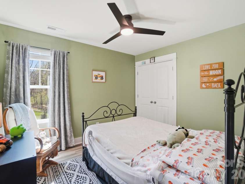 340 Heritage Place, Mooresville, NC 28115.  MLS# CAR4361386, YatesRealty ID 6641. 