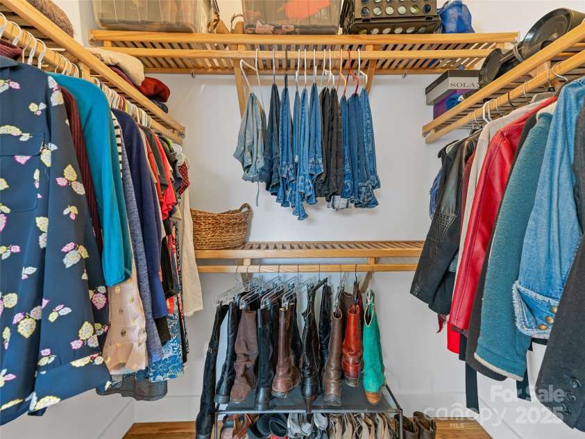 219 Westover Alley, Asheville, NC 28801.  MLS# CAR4240387, YatesRealty ID 6644. Primary Closet
