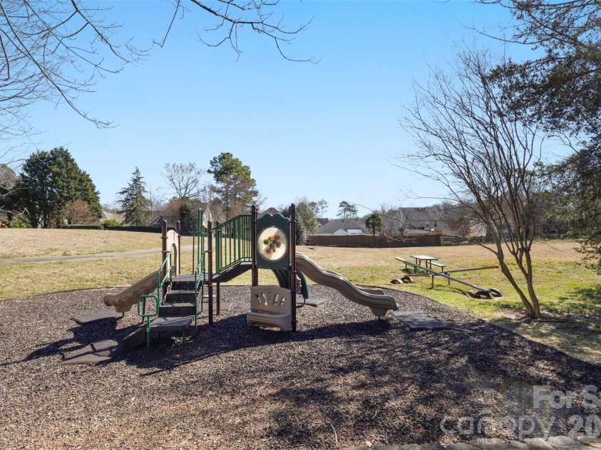 7526 Sedgebrook Drive, Stanley, NC 28164.  MLS# CAR4351008, YatesRealty ID 6645. 