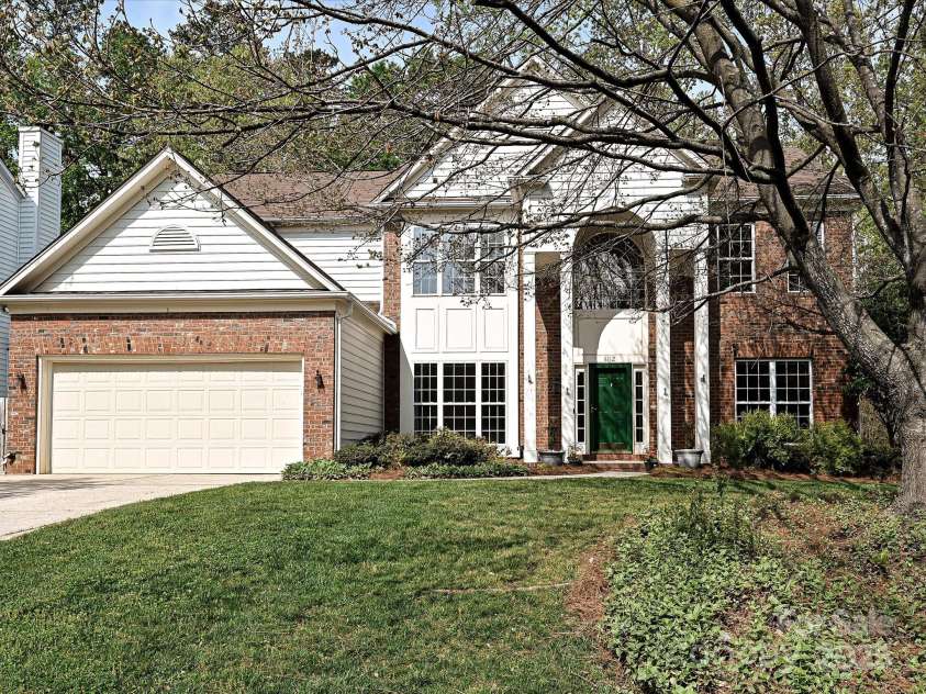 6112 Swanston Drive, Charlotte, NC 28269.  MLS# CAR4244362, YatesRealty ID 6647. 