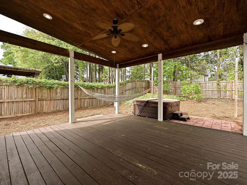 6112 Swanston Drive, Charlotte, NC 28269.  MLS# CAR4244362, YatesRealty ID 6647. 