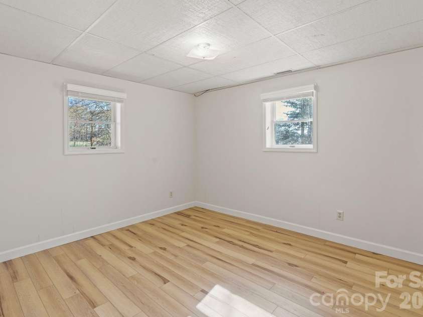 8032 Lakeview Drive, Denver, NC 28037.  MLS# CAR4359388, YatesRealty ID 6647. Third bedroom on lower level 