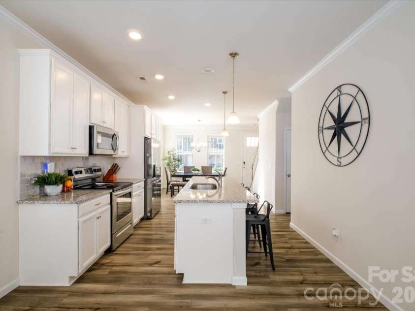 8156 Merryvale Lane, Charlotte, NC 28214.  MLS# CAR4361010, YatesRealty ID 6648. 