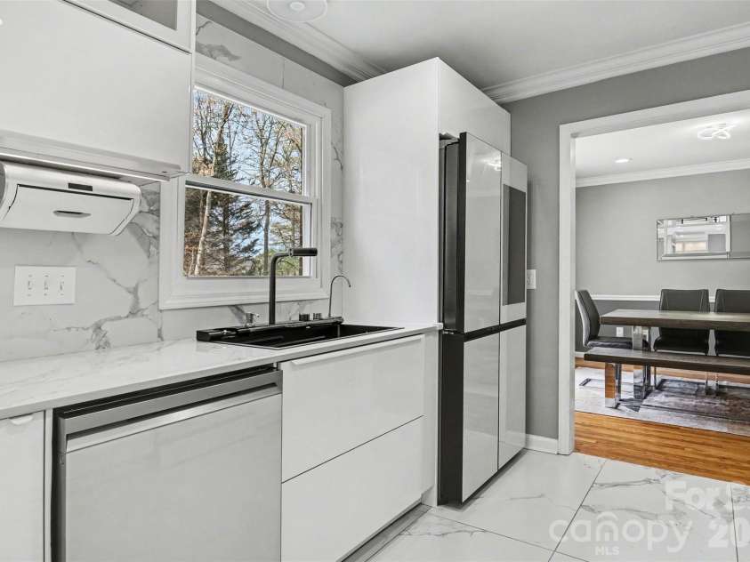 1560 Chatham Court, Concord, NC 28027.  MLS# CAR4360375, YatesRealty ID 6649. 