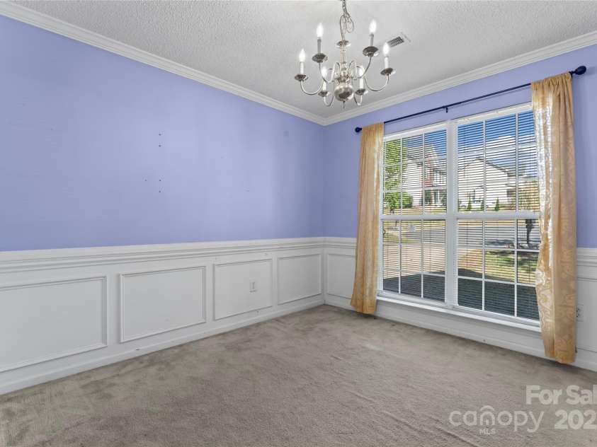 2802 Longspur Drive, Matthews, NC 28105.  MLS# CAR4219732, YatesRealty ID 6649. 