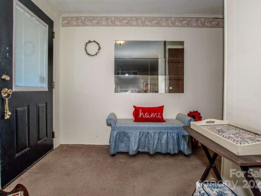 2144 Newhart Road, Charlotte, NC 28214.  MLS# CAR4245838, YatesRealty ID 6650. 