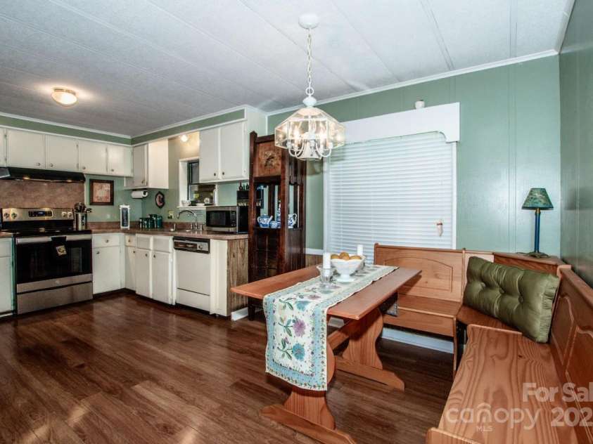 2144 Newhart Road, Charlotte, NC 28214.  MLS# CAR4245838, YatesRealty ID 6650. 