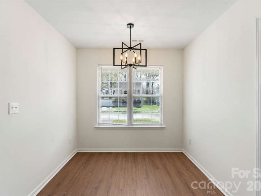 11434 Northwoods Forest Drive, Charlotte, NC 28214.  MLS# CAR4358069, YatesRealty ID 6651. 