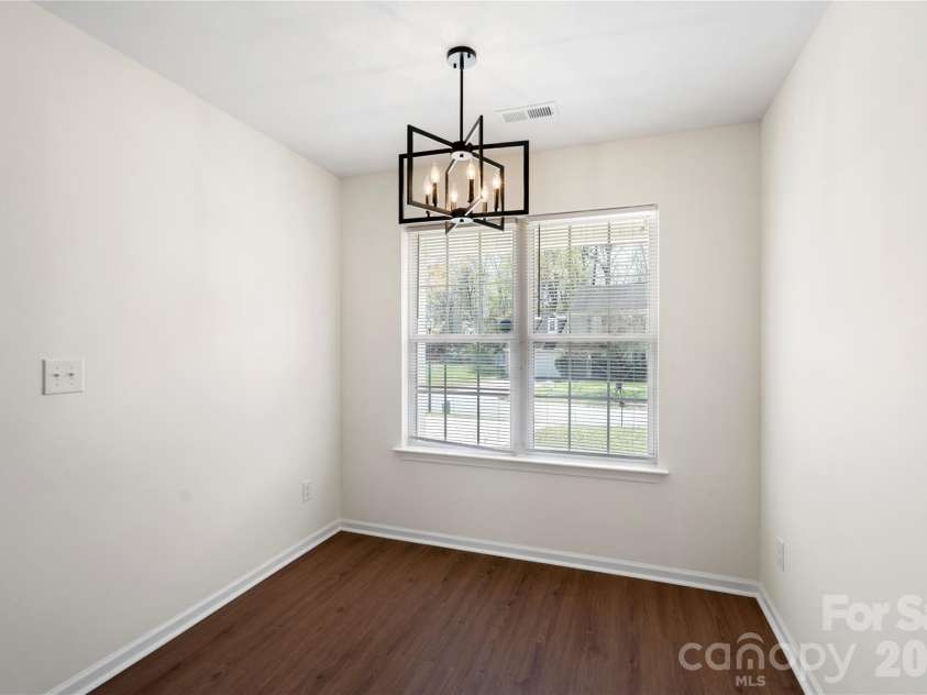 11434 Northwoods Forest Drive, Charlotte, NC 28214.  MLS# CAR4358069, YatesRealty ID 6651. 