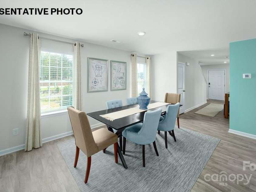 894 Two Brothers Lane, York, SC 29745.  MLS# CAR4235859, YatesRealty ID 6651. Dining area