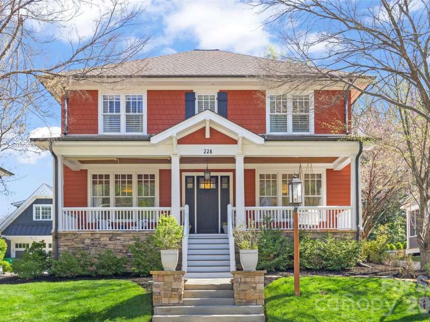 228 Wendover Hill Court, Charlotte, NC 28211.  MLS# CAR4360793, YatesRealty ID 6653. 