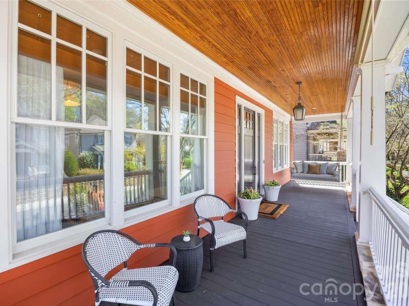 228 Wendover Hill Court, Charlotte, NC 28211.  MLS# CAR4360793, YatesRealty ID 6653. 