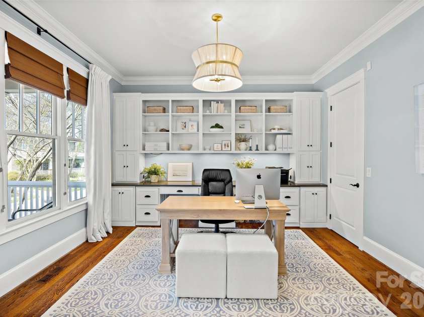 228 Wendover Hill Court, Charlotte, NC 28211.  MLS# CAR4360793, YatesRealty ID 6653. 