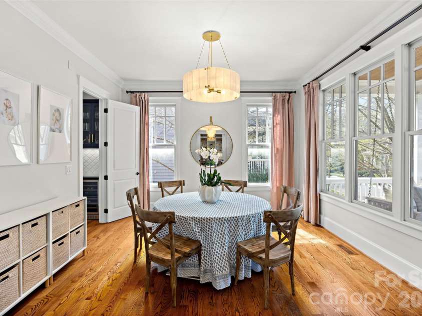 228 Wendover Hill Court, Charlotte, NC 28211.  MLS# CAR4360793, YatesRealty ID 6653. 