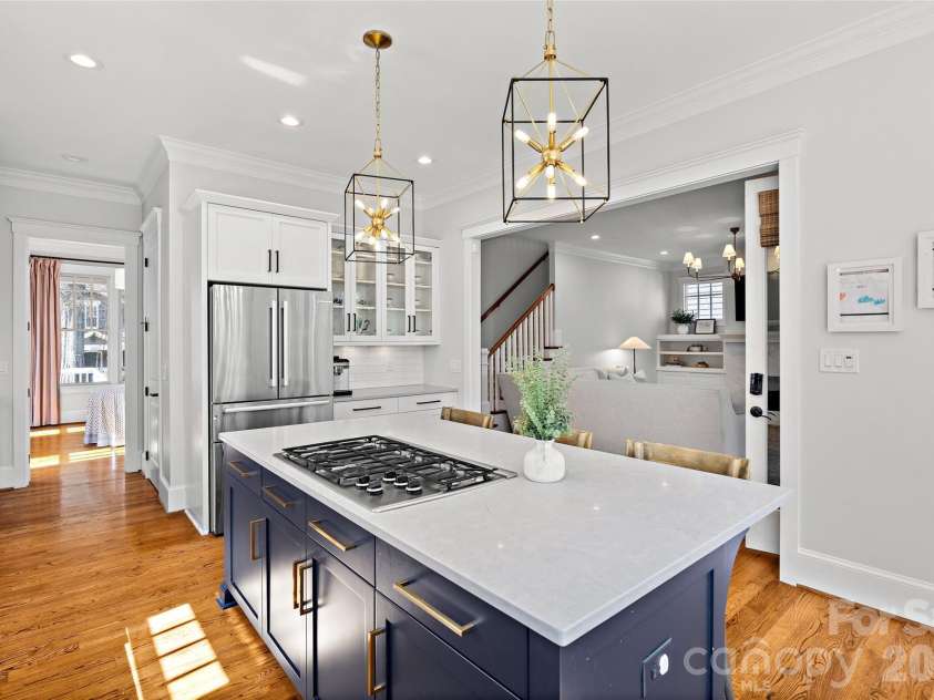228 Wendover Hill Court, Charlotte, NC 28211.  MLS# CAR4360793, YatesRealty ID 6653. 